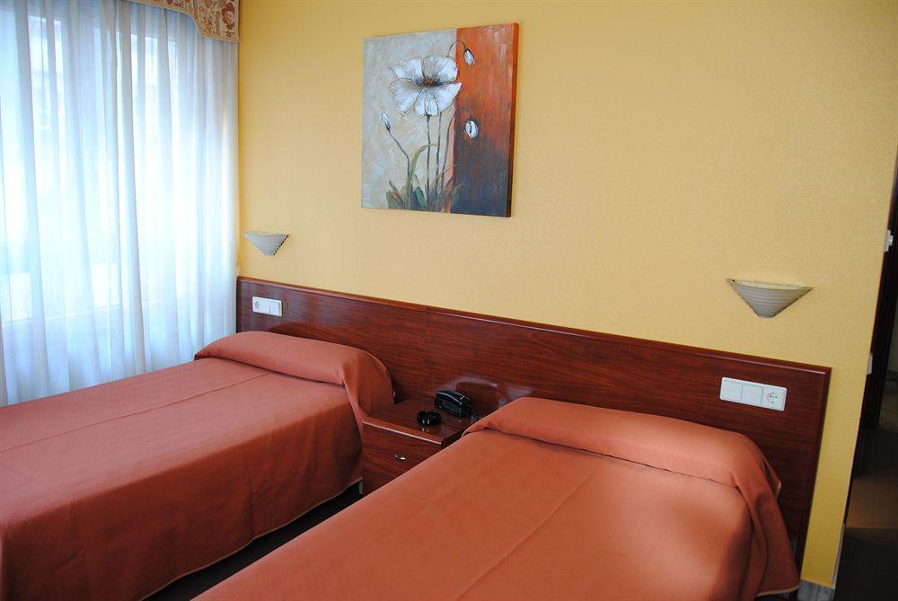 Hotel Playa Poniente Gijón Kültér fotó