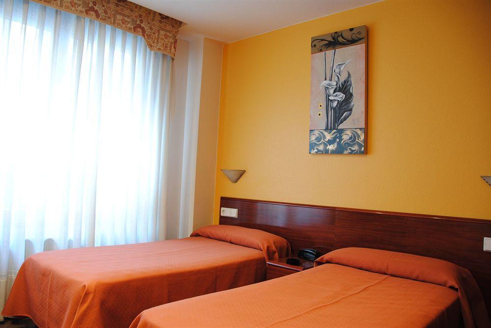 Hotel Playa Poniente Gijón Kültér fotó