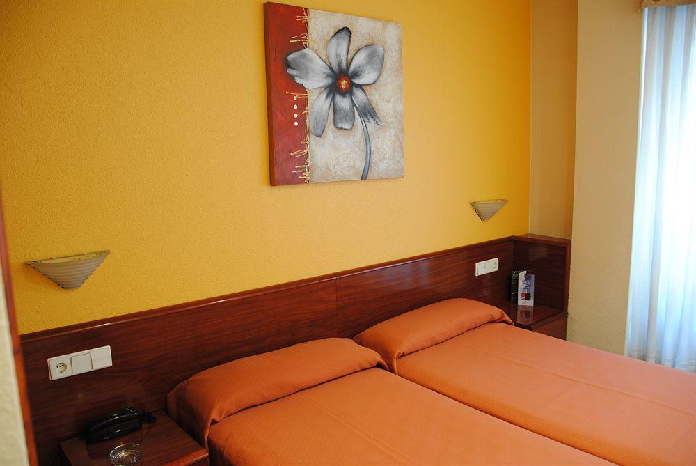 Hotel Playa Poniente Gijón Kültér fotó
