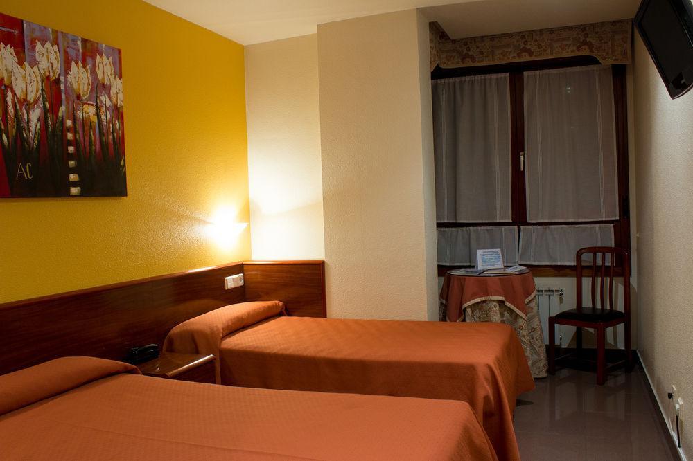 Hotel Playa Poniente Gijón Kültér fotó