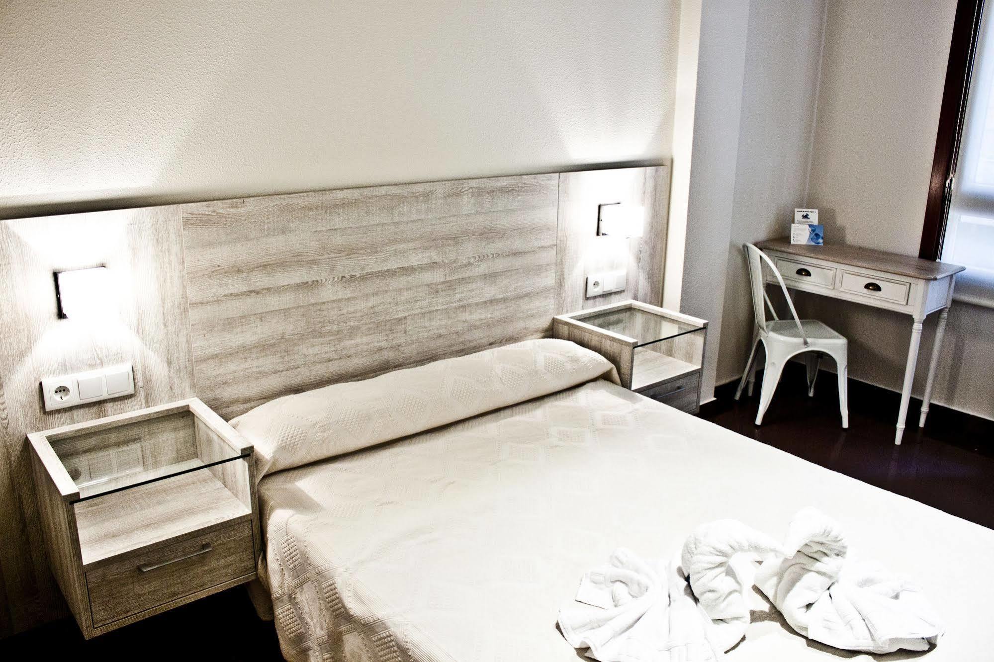 Hotel Playa Poniente Gijón Kültér fotó